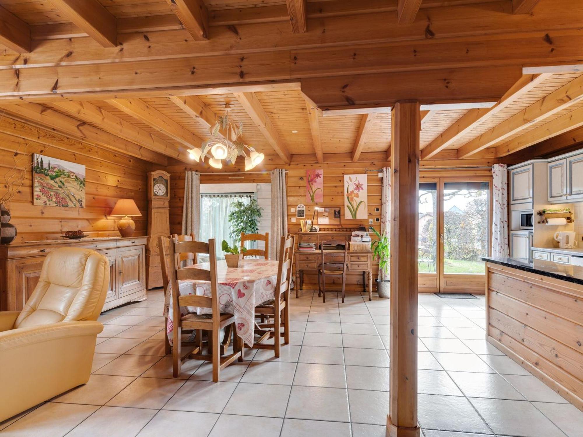 Spacious Chalet In Abbevillers With Swimming Pool Εξωτερικό φωτογραφία